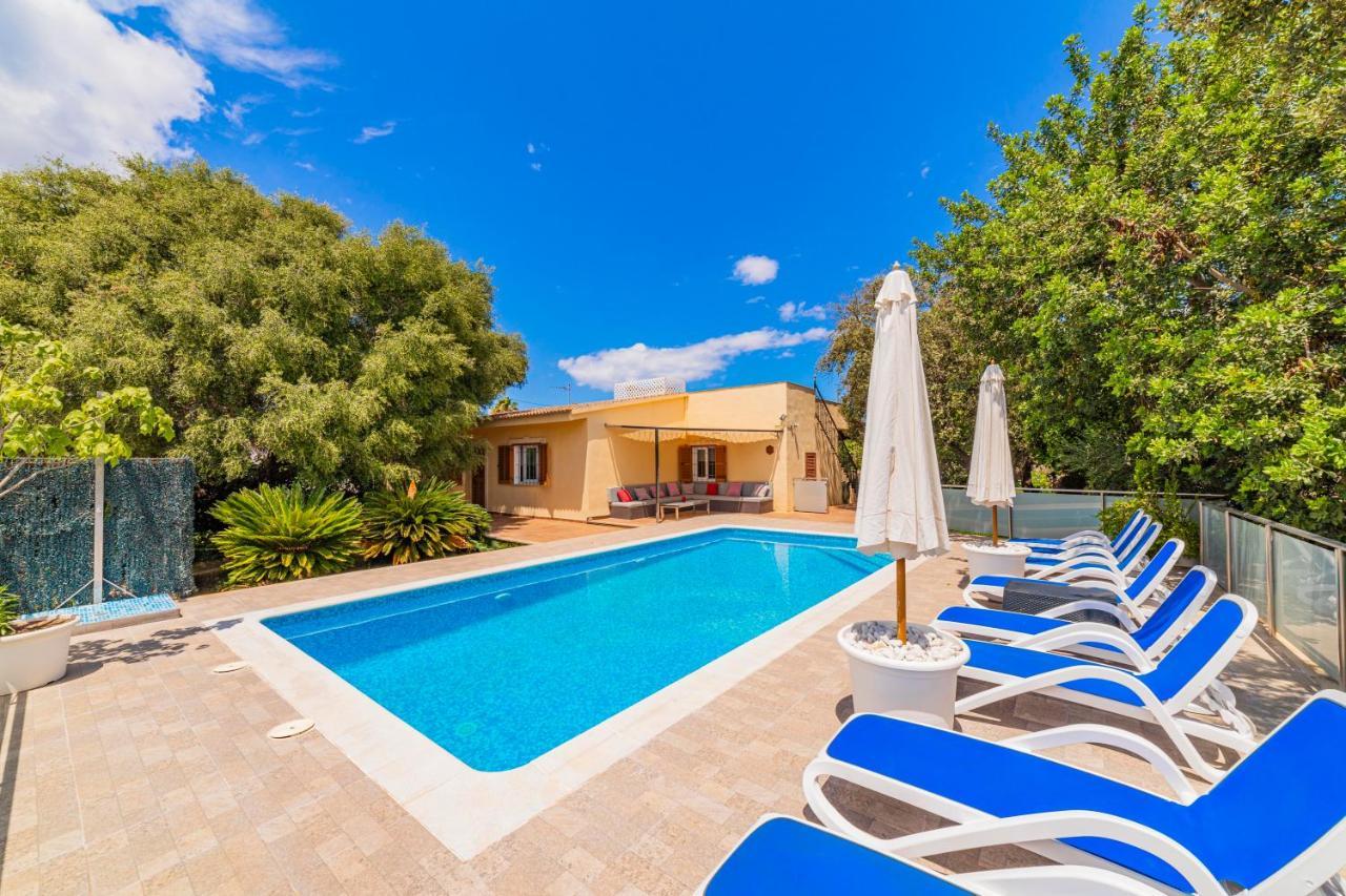 Villa Alcudia Town Екстериор снимка